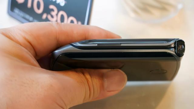 motorola razr 5G 外形手感评测 |硬核测评