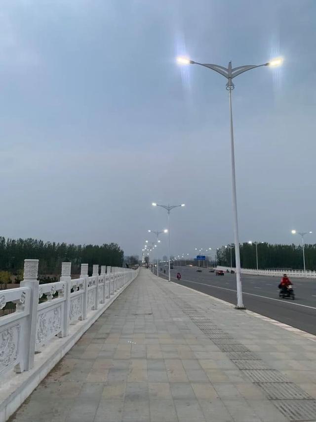 「世界那么大」盘点濮阳颜值最高的三座桥，每一座都美轮美奂