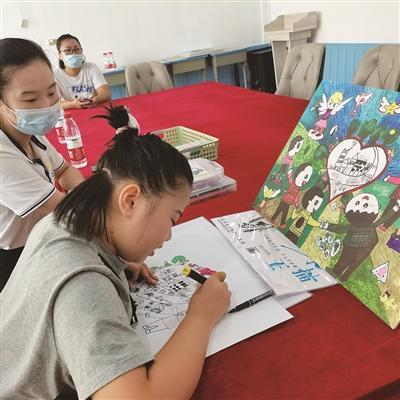 11岁自闭症女孩拥有绘画天赋10幅儿童画作拍出了14万元