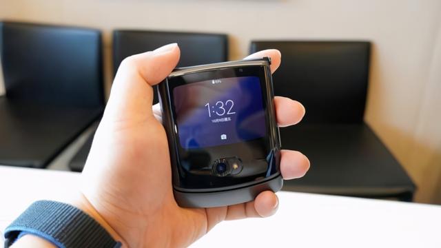 motorola razr 5G 外形手感评测 |硬核测评
