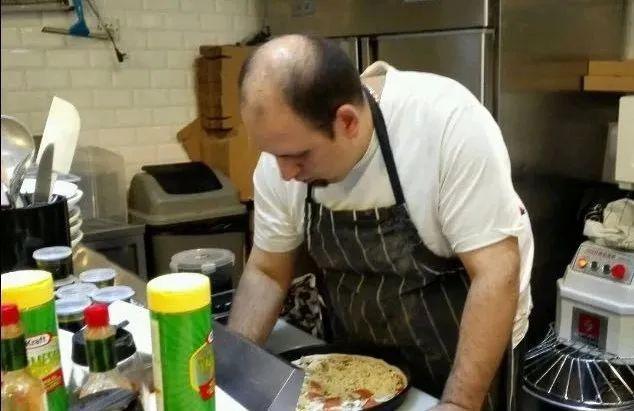 长宁这家披萨店不卖披萨却卖饼，老板到底走什么“路线”？