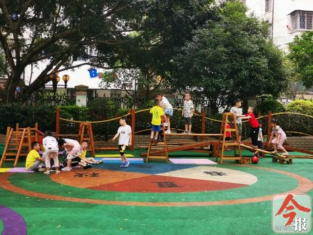 环球网▲直击现场！柳州最后一批“小神兽”回笼，家长：感觉解放啦