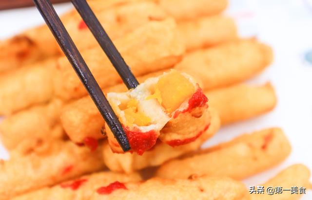 又是零食又是菜，红薯这种吃法很新鲜！掰成2段发现内有乾坤