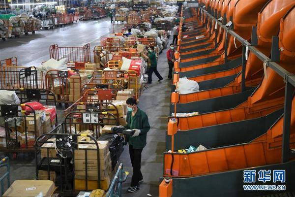 「光明网」深圳：邮政快递业保物品送达畅通 助力疫情防控