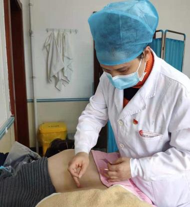 腰痛如“折”，在郑州市九院中医治疗5天不痛了