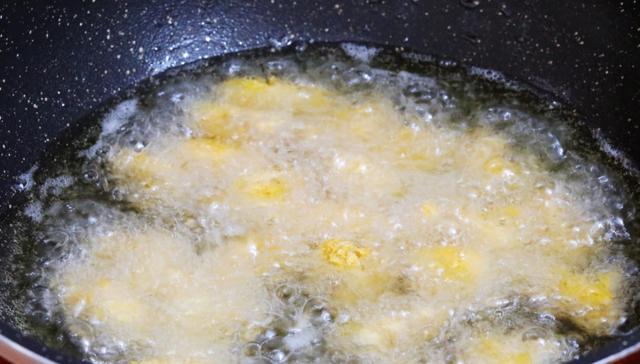 想吃鸡米不用去外面买了，自己在家做，卫生健康，实惠多了