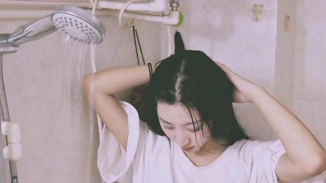 睡眠影响寿命长短？提醒：睡前8个坏习惯，若你中招了，趁早改