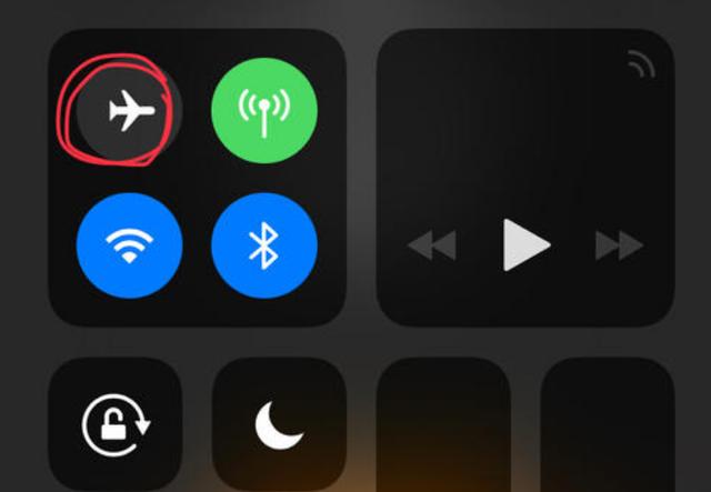 手机“飞行模式”很鸡肋，为何一直不取消？内行人：那是你不会用