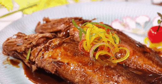 煎鱼前一定要做这2步，保证鱼皮不破肉不散