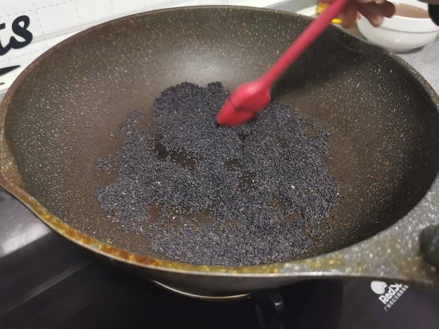「你的育儿经」隔三差五给孩子吃些它，营养美味还补脑，常吃头发黑亮又健康