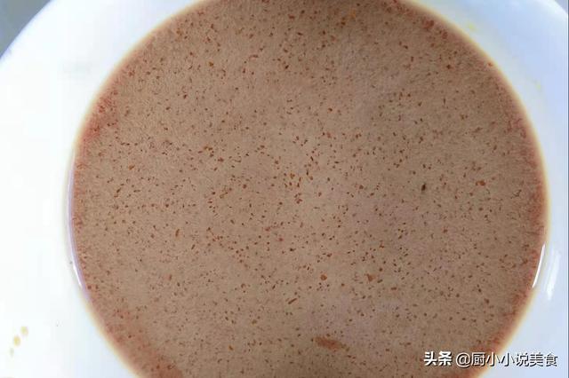 金针菇别再涮锅了！教你一个简单做法，脆嫩爽滑，我家一周吃5次