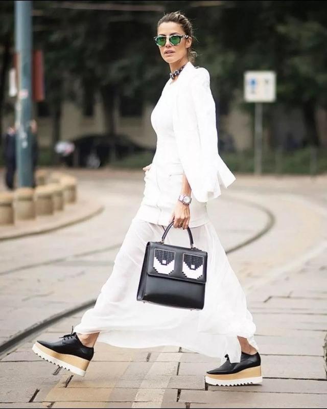 时尚探究社今夏穿裙子千万别配这四双鞋，简直丑哭啦