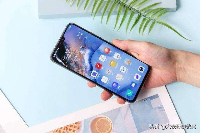 花2798买了vivo S7，本以为是神机，结果却是高价低配