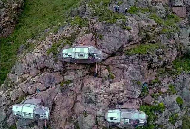 趣旅游@这个在秘鲁山谷中的酒店，房间虽然不大，但价格却很昂贵