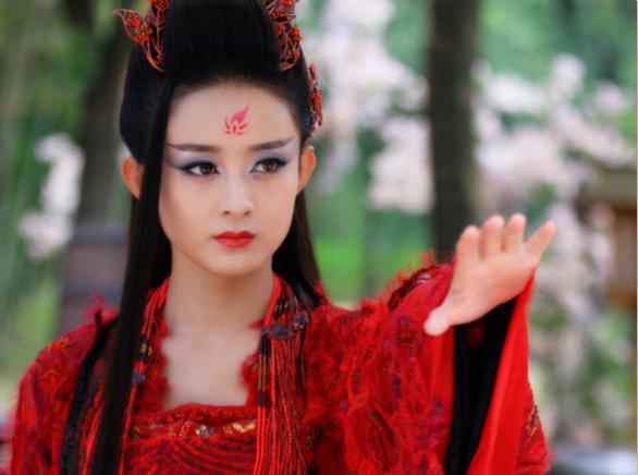 多鱼是只猫|喝酒不找黄渤，聚会不着胡歌，综艺不请赵丽颖，你知道为什么吗？