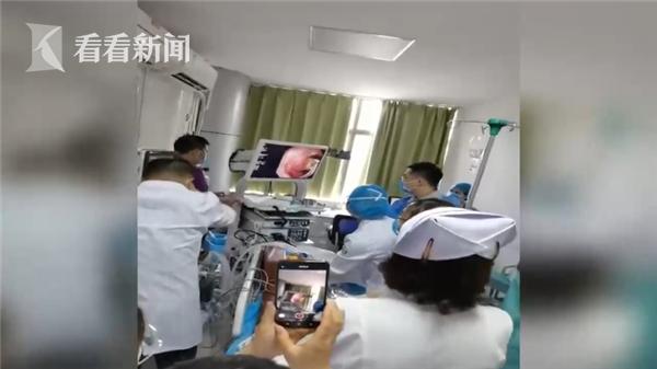 超级宝妈|10个月宝宝误吞别针！妈妈三步“教科书式”做法救了孩子
