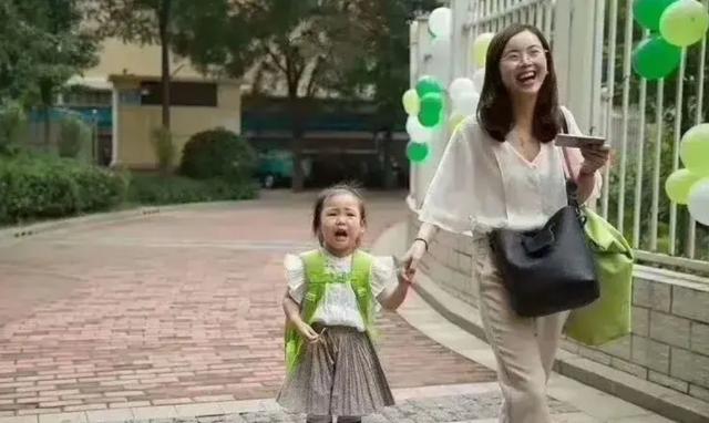 超级宝妈：幼儿园开学，全班只有一个孩子返园，网友：一个人撑起了一个班
