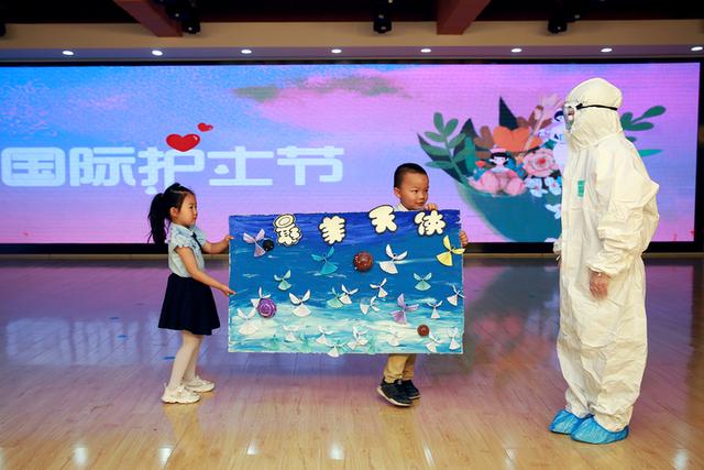 超级宝妈：开学第一课：与白衣天使面对面