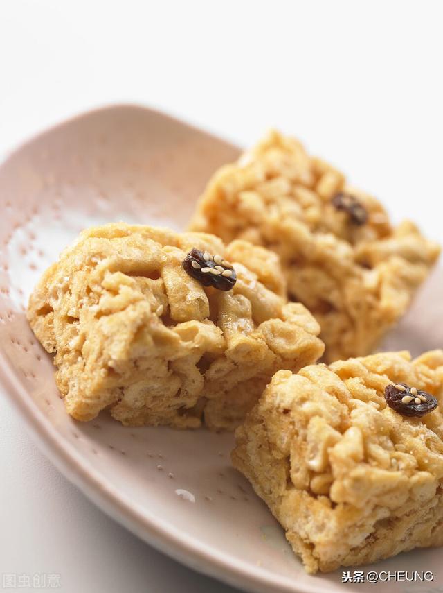 鸡蛋沙琪玛，学会它自己在家做零食，软嫩香甜超美味，下午茶甜点