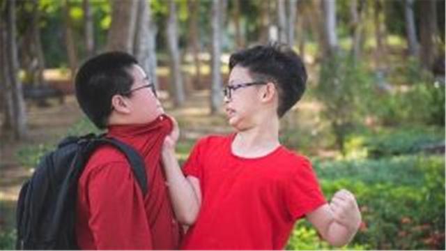 国民帅比|李玫瑾教授直言：这种性格的孩子，在学校容易受欺负，家长多上心