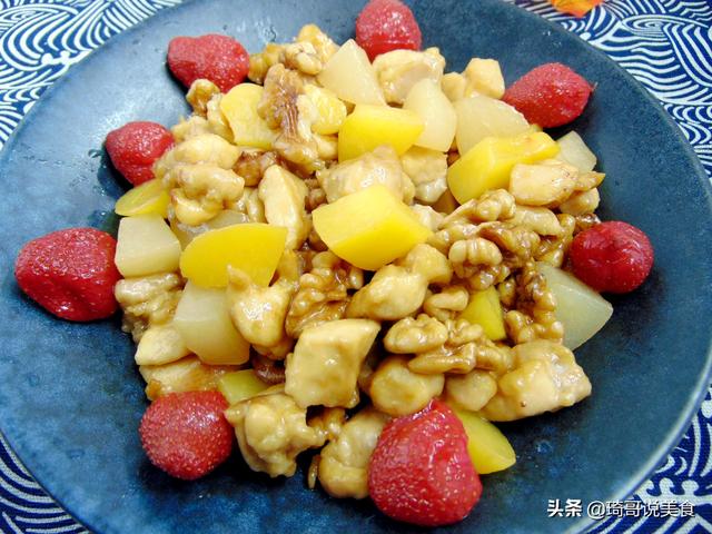这三样一起炒，甜酸酥脆香，冬天常做，孩子超爱吃，全家都开心