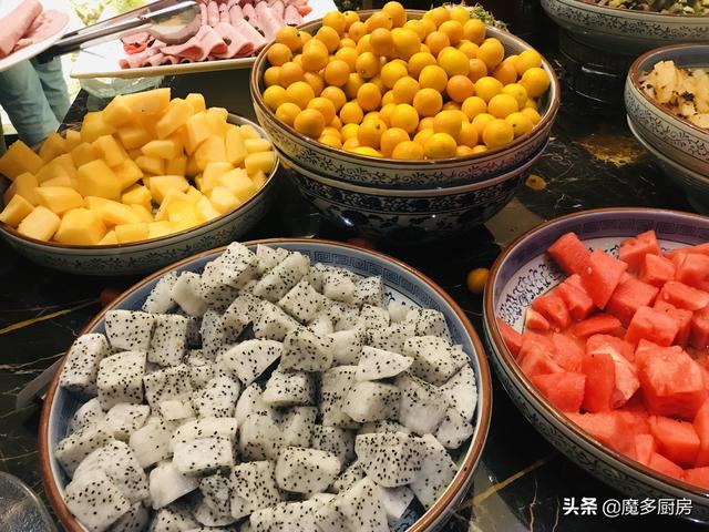 人均200+的五星级酒店自助餐，怎么吃才能回本？