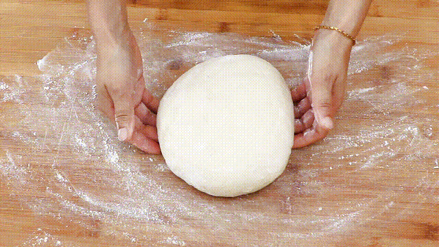 正宗肉夹馍放不放青椒？老师傅详解从烙饼到卤腊汁肉