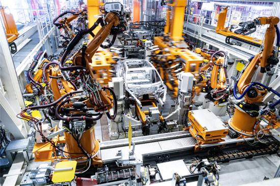 e-tron GT开始量产 奥迪内卡苏姆工厂进入碳中和时代