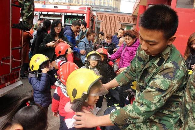 「你的育儿经」云上看园｜济南市天桥区北村幼儿园：爱童“小城堡”践行大愿景