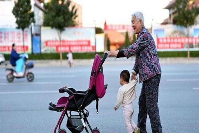 晴空蓝兮|李玫瑾：养儿三忌，养女五忌，知道孩子的成长要点，才能少走弯路