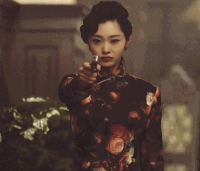 执笔抒情|影视中，美得不可方物的奉上军阀太太复古精致妆