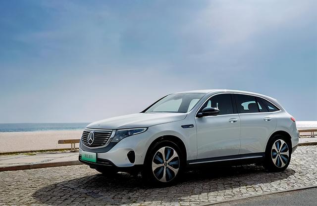 豪华电动车“硬碰硬”，iX3不豪华，EQC技术差