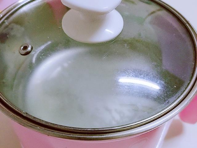 [你的育儿经]辅食贴士|这款肉嫩鲜美的鳕鱼菠菜粥来帮你打开你家宝宝的胃