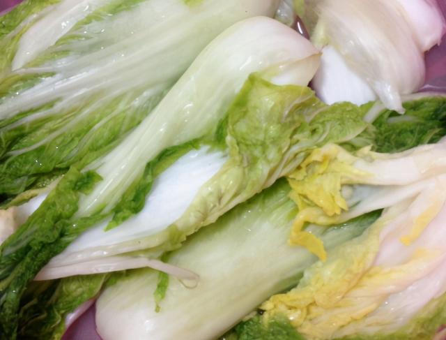 腌酸菜时，白菜可以清洗吗？学会3个小技巧，酸菜不烂更酸爽好吃