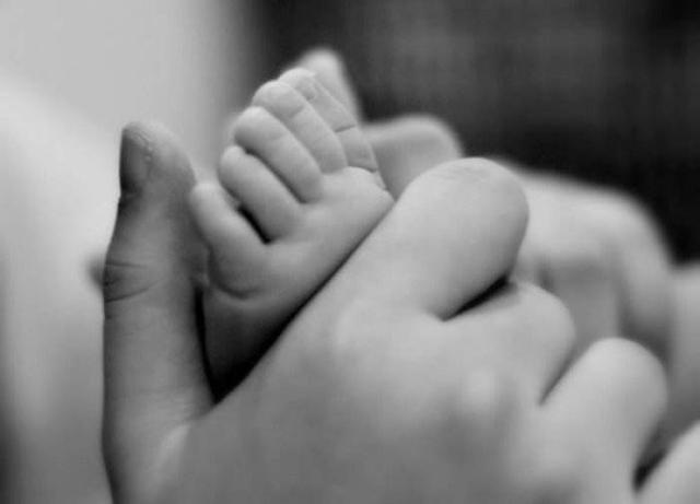 「超级宝妈」生完孩子头一年最难熬，这几件事需多加注意，准妈妈要有心理准备