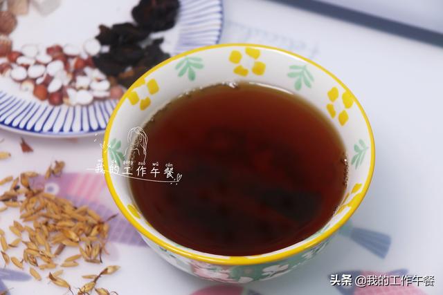 超级宝妈|孩子“积食”不吃饭，用7种食材煮水喝，这汤我家一年四季不断