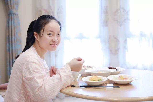 你的育儿经|产后为啥狂出汗？正常现象，教你几招减轻出汗还不影响恢复