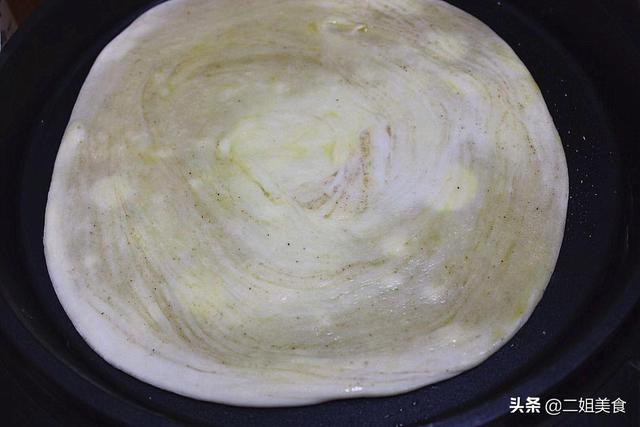 二姐|不做油酥，也不用醒面，教你做盘丝饼，三分钟烙一张，多层还好吃