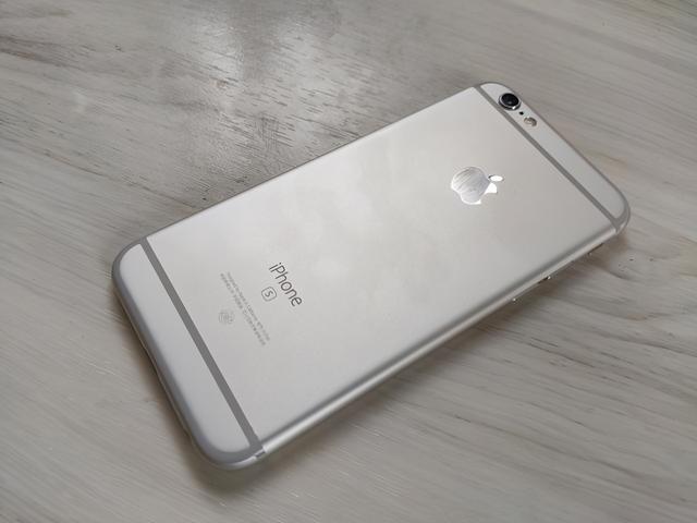 苹果12来了，iPhone6s还要继续用，这话只是说说而已