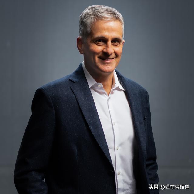 懂车周报｜蔚来eT7上市、马斯克成全球首富、商务部促大宗消费