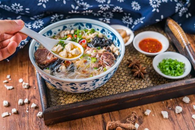 美食|吃货们快上车！西安两地入选中国特色美食百佳