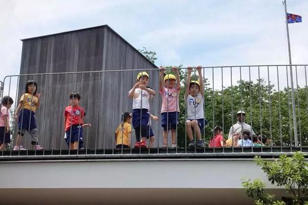 #超级宝妈#日本幼儿园的安全教育有多“狠”？这3方面就值得中国家长深思