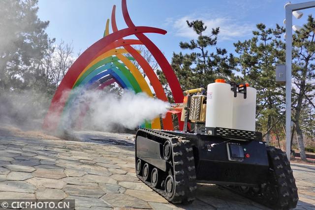 #新华社#山东烟台：智能消杀机器人助力防疫