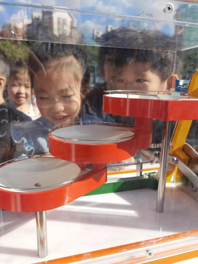 满满黑科技！晋安这所小学举行校园科技节活动