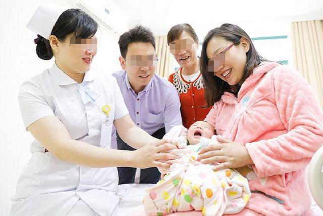 你的育儿经|孕妈在医院待产时，别忘了带这6大证件，否则会耽误孕妇的生产