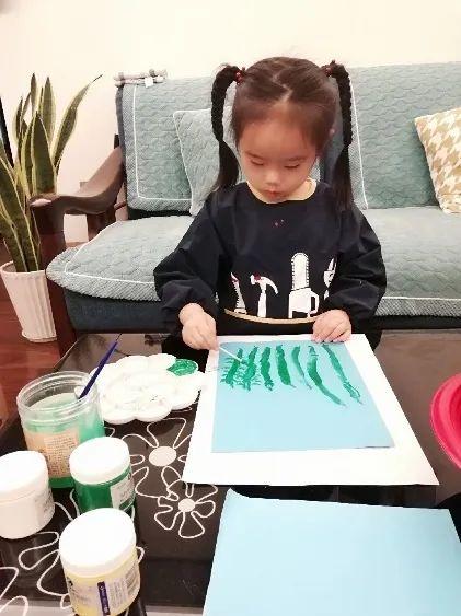 「你的育儿经」来自南京幼儿园的“春天散文诗”