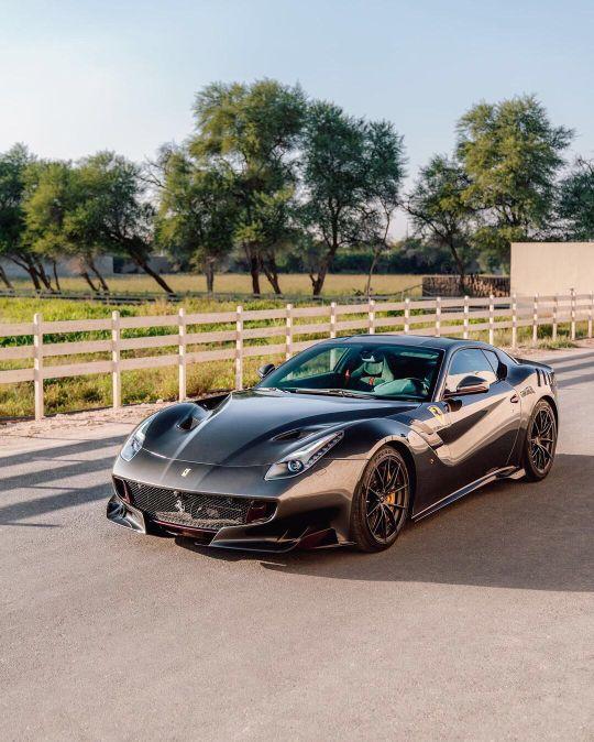 法拉利Ferrari F12 TDF