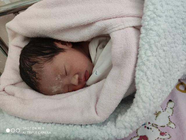 超级宝妈▲宝宝2月，小不点变小胖妹！