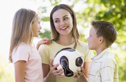 「超级宝妈」孩子注意力不集中？家长别不当一回事，可能是孩子“感统失调”了