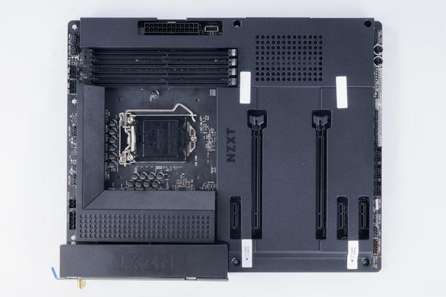 NZXT N7 Z490主板开箱测试：无光污金属简约风格装甲